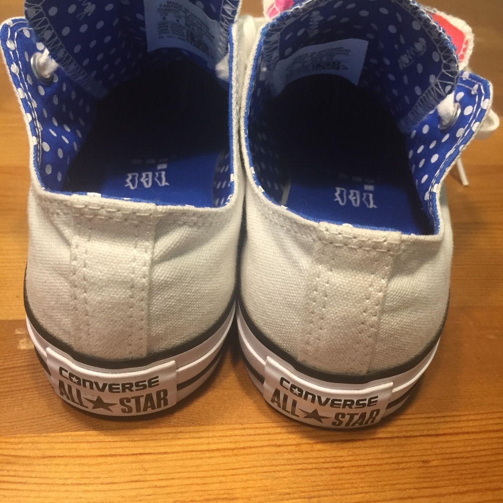 White Converse - Picture 4 of 5